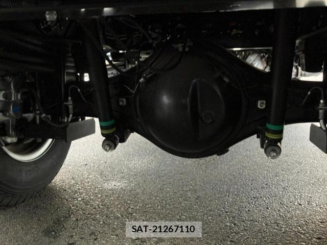 Hino DUTRO 2024-10 8848776-17