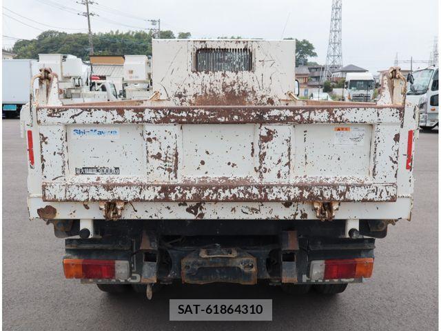 Hino DUTRO 2018-05 8870874-3