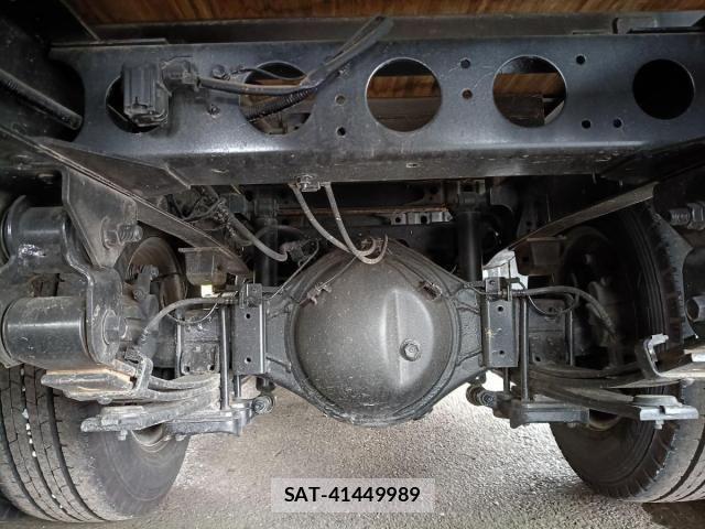 Hino DUTRO 2017-08 8870880-14