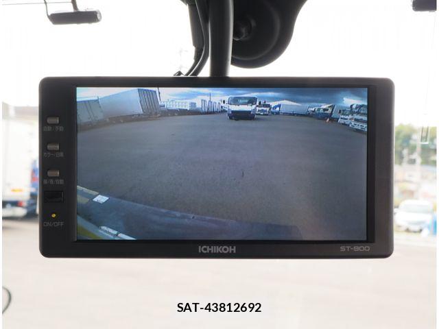Hino DUTRO 2016-03 8870890-24