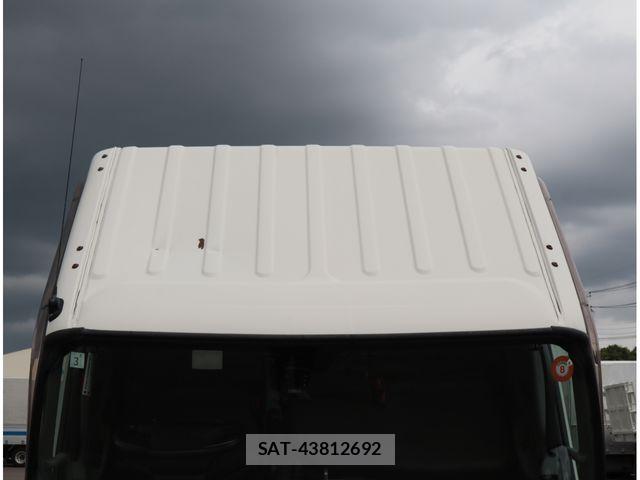 Hino DUTRO 2016-03 8870890-27
