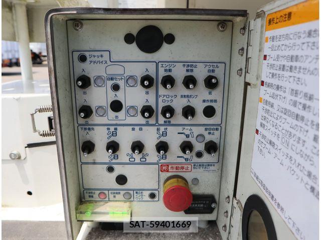 Hino DUTRO 2018-03 8870886-7