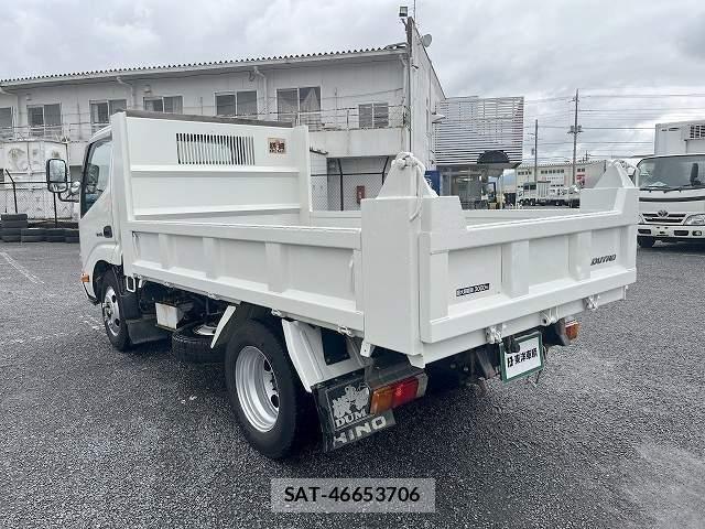 Hino DUTRO 2016-04 8870867-5