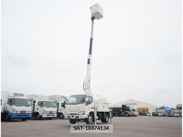 Hino DUTRO 2018-01 8870877-10