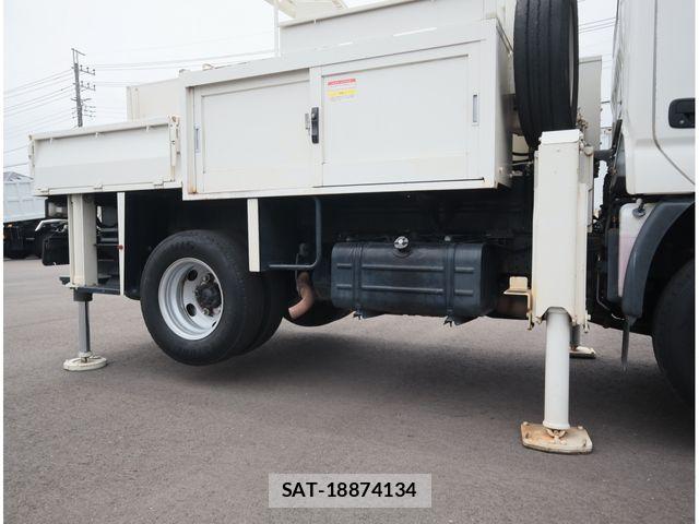 Hino DUTRO 2018-01 8870877-16