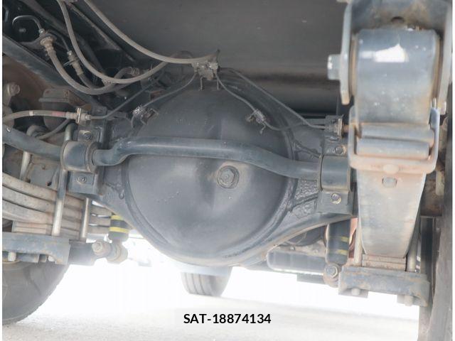 Hino DUTRO 2018-01 8870877-21