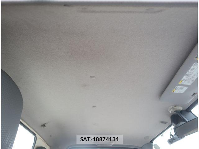 Hino DUTRO 2018-01 8870877-25
