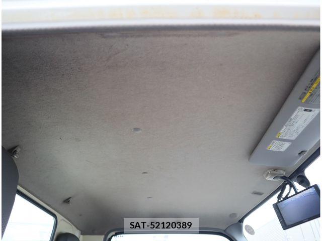 Hino DUTRO 2016-02 8870888-25