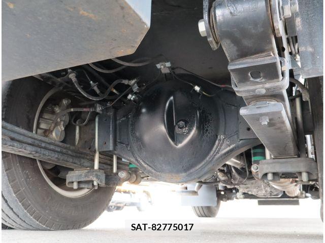 Hino DUTRO 2020-04 8870871-21