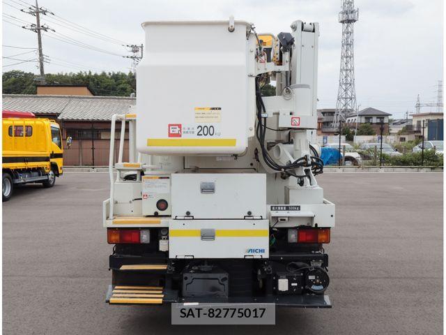 Hino DUTRO 2020-04 8870871-3