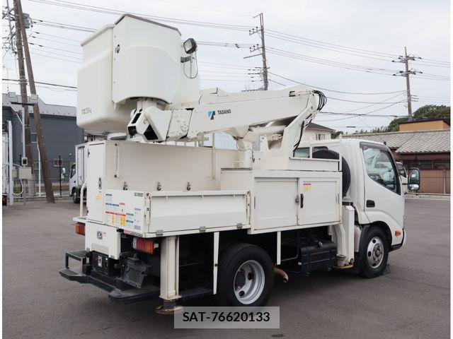 Hino DUTRO 2018-01 8870878-2
