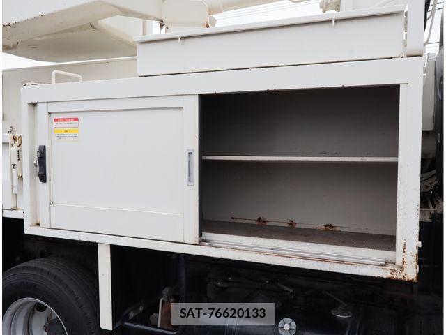 Hino DUTRO 2018-01 8870878-5