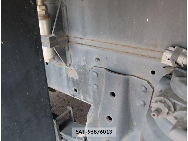 Hino DUTRO 2018-03 8870883-20