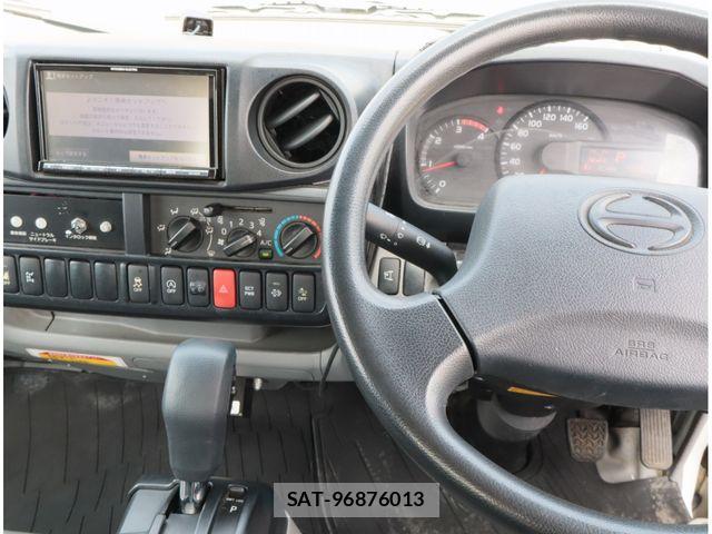 Hino DUTRO 2018-03 8870883-23