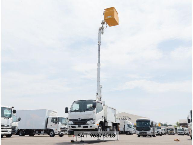 Hino DUTRO 2018-03 8870883-8
