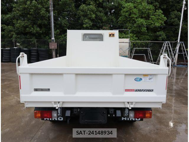 Hino DUTRO 2025-12 8870859-3
