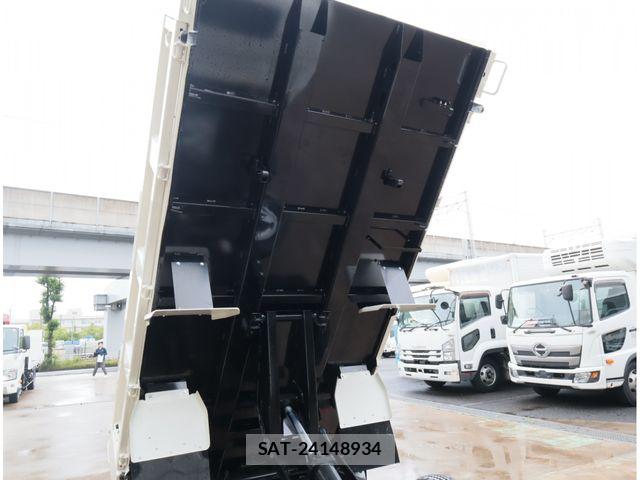 Hino DUTRO 2025-12 8870859-8