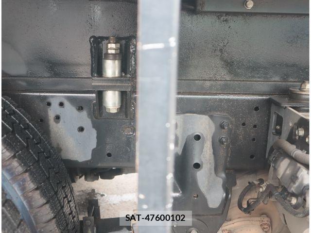 Hino DUTRO 2020-02 8870875-19
