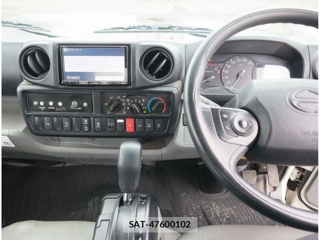 Hino DUTRO 2020-02 8870875-23