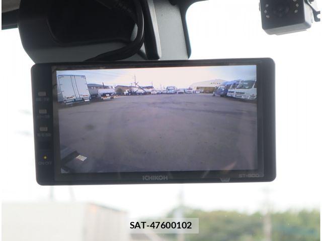 Hino DUTRO 2020-02 8870875-24