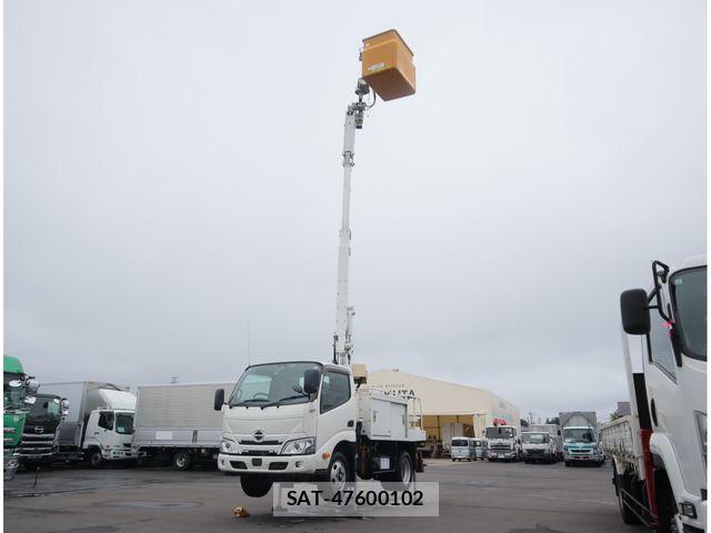Hino DUTRO 2020-02 8870875-8