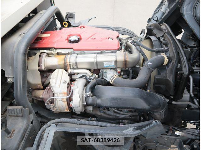 Hino DUTRO 2018-01 8870884-28