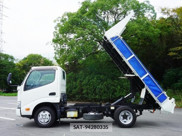 Hino DUTRO 2019-10 8870876-12