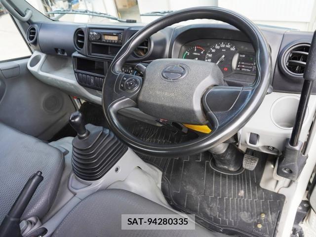Hino DUTRO 2019-10 8870876-2
