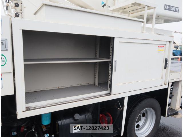 Hino DUTRO 2018-03 8870879-6
