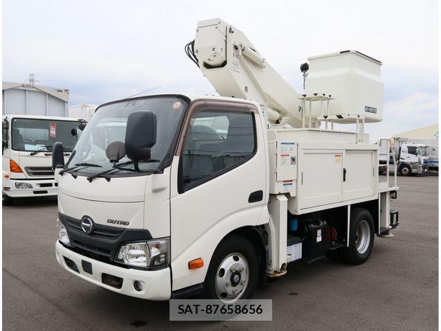 Hino DUTRO 2018-01 8870868-0