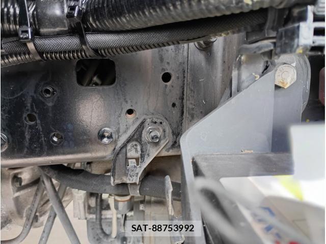 Hino DUTRO 2018-06 8870872-20