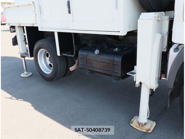 Hino DUTRO 2018-01 8870881-16