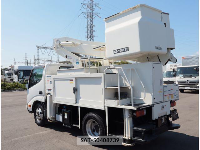 Hino DUTRO 2018-01 8870881-4