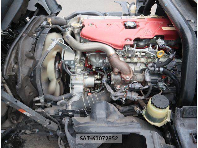 Hino DUTRO 2018-03 8870882-29
