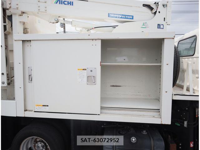Hino DUTRO 2018-03 8870882-5
