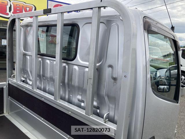 Hino DUTRO 2016-10 8879561-16