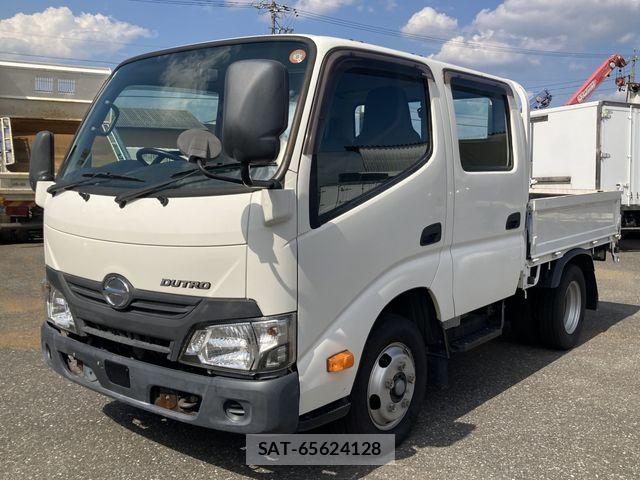 Hino DUTRO 2019-08 8879558-0
