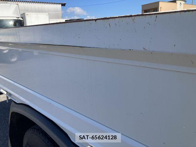 Hino DUTRO 2019-08 8879558-14