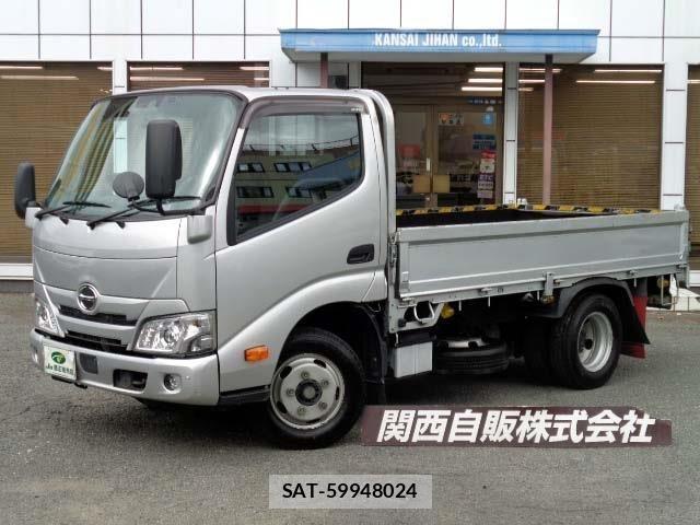 Hino DUTRO 2021-09 8879569-0
