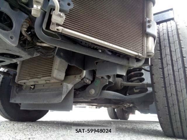Hino DUTRO 2021-09 8879569-18