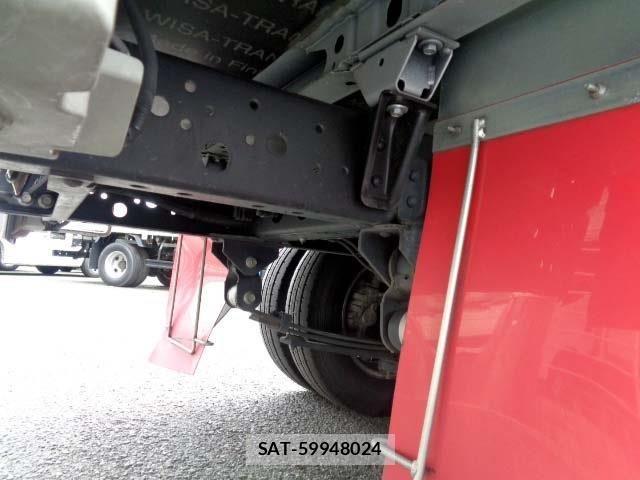 Hino DUTRO 2021-09 8879569-19