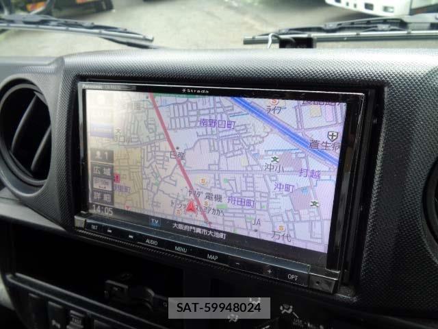 Hino DUTRO 2021-09 8879569-5
