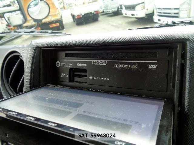 Hino DUTRO 2021-09 8879569-6