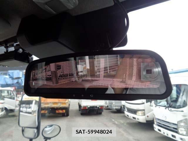Hino DUTRO 2021-09 8879569-7