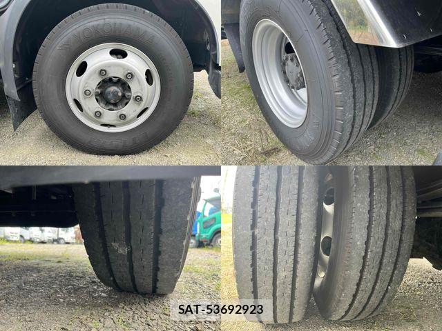 Hino DUTRO 2022-01 8879549-27