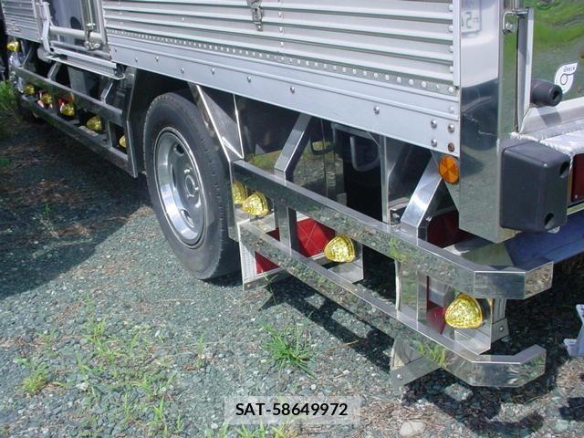 Hino DUTRO 2008-09 8879565-4