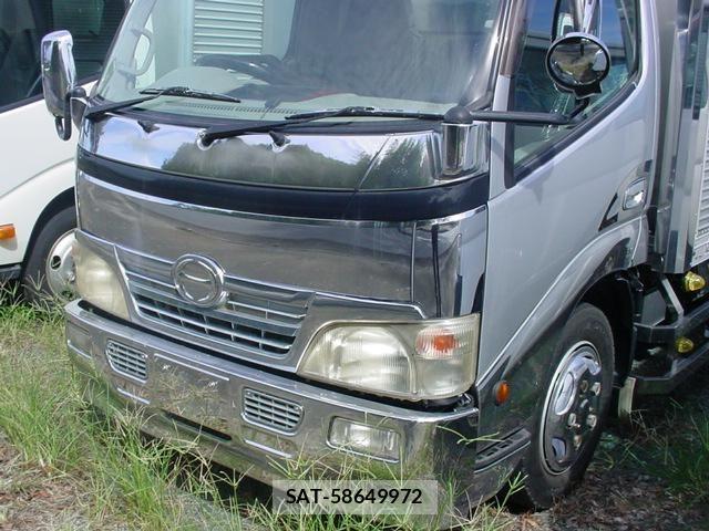 Hino DUTRO 2008-09 8879565-5