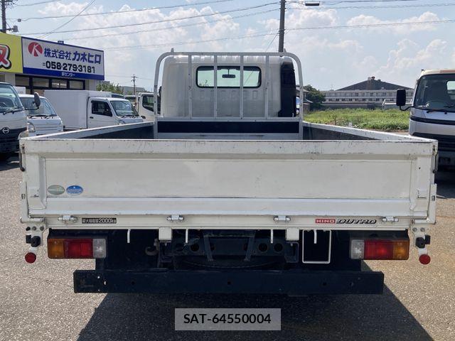 Hino DUTRO 2019-07 8879564-21