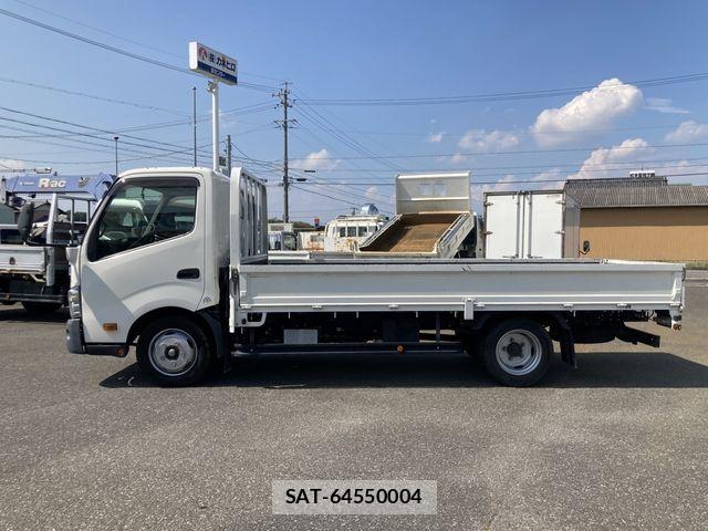 Hino DUTRO 2019-07 8879564-2
