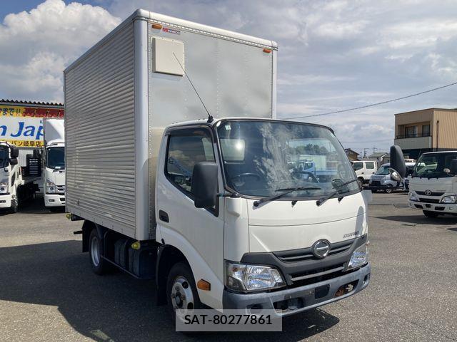 Hino DUTRO 2019-07 8879557-0